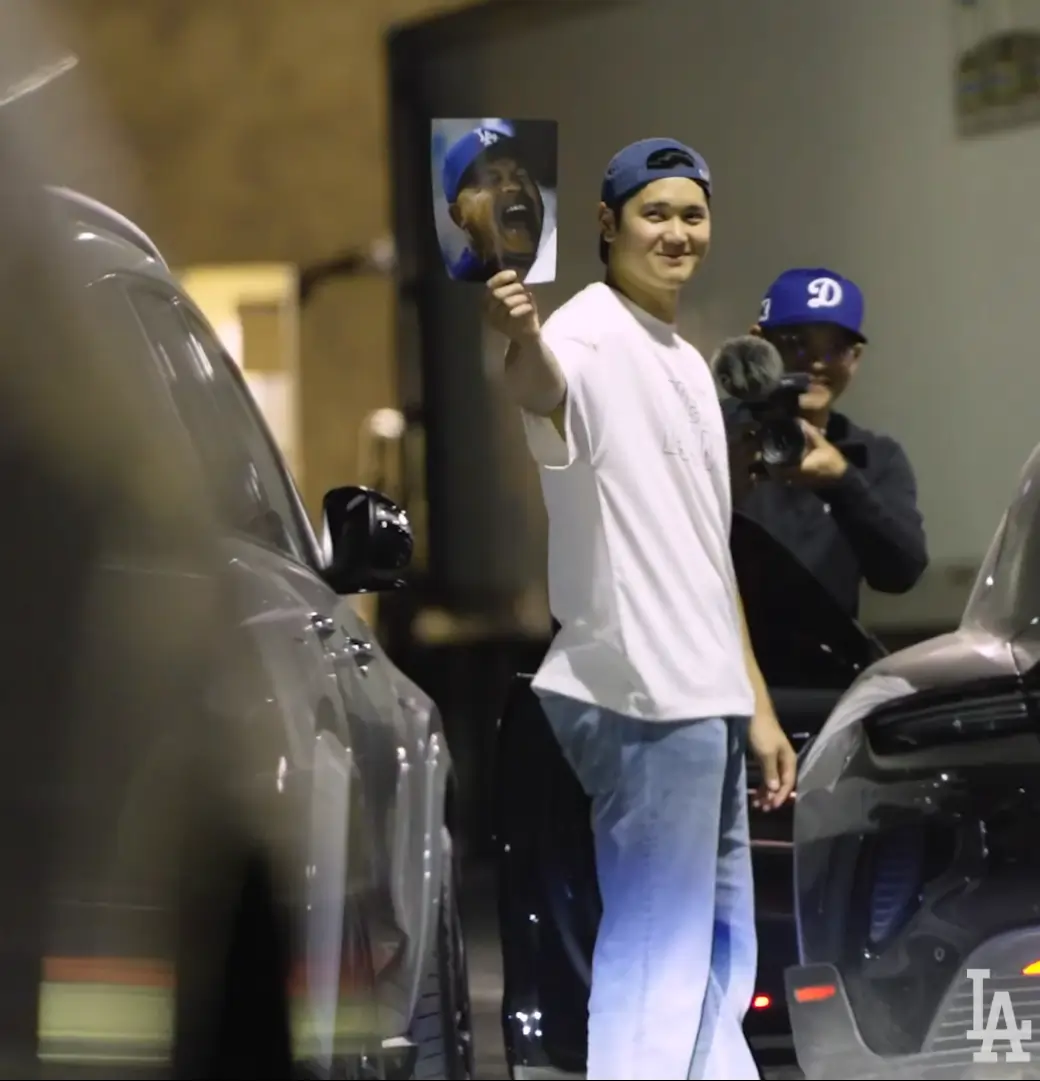 Dave Roberts Gets Hilarious Payback on Shohei Ohtani in Dodgers Car Prank War